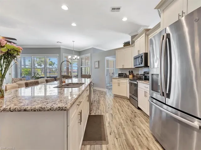 9470  Old Hickory  CIR, Fort Myers, FL 33912