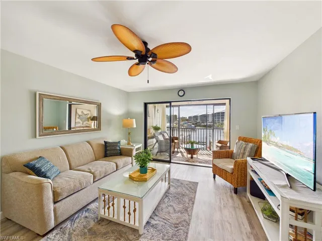 200  Lenell  RD, Fort Myers Beach, FL 33931