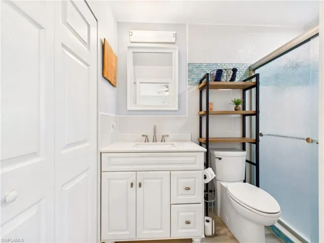 200  Lenell  RD, Fort Myers Beach, FL 33931