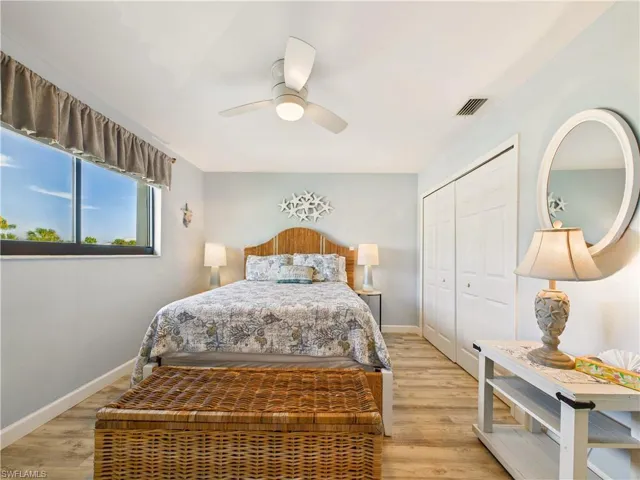 200  Lenell  RD, Fort Myers Beach, FL 33931