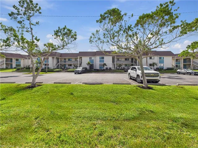 200  Lenell  RD, Fort Myers Beach, FL 33931