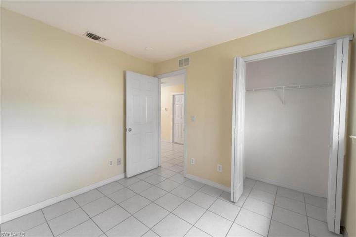 5316-5318  28th SW ST, LEHIGH ACRES, FL 33973