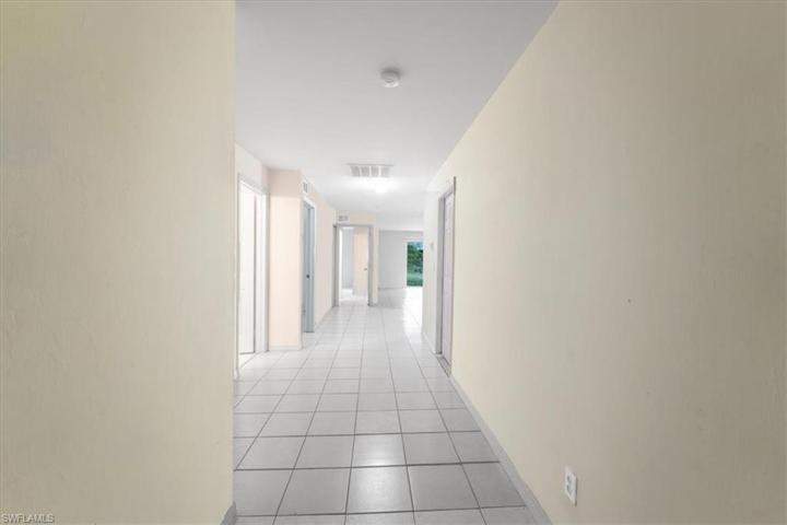 5316-5318  28th SW ST, LEHIGH ACRES, FL 33973