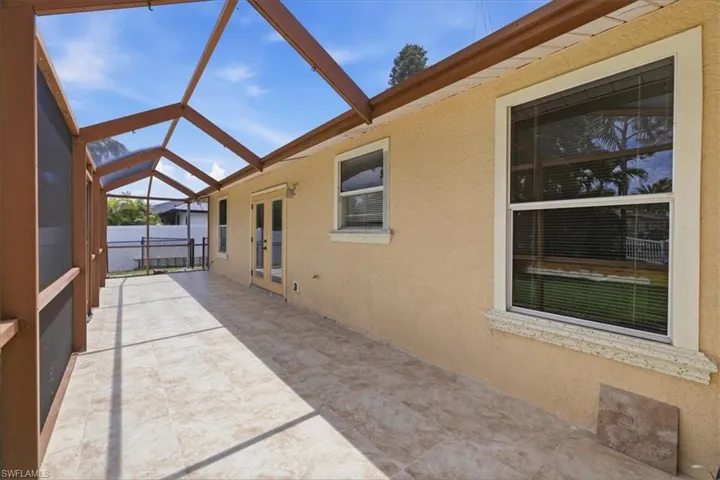 4321 Sw 16th Pl, Cape Coral, Florida 33914