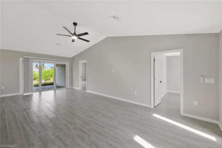 2014 Kismet Pkwy W, Cape Coral, Florida 33993