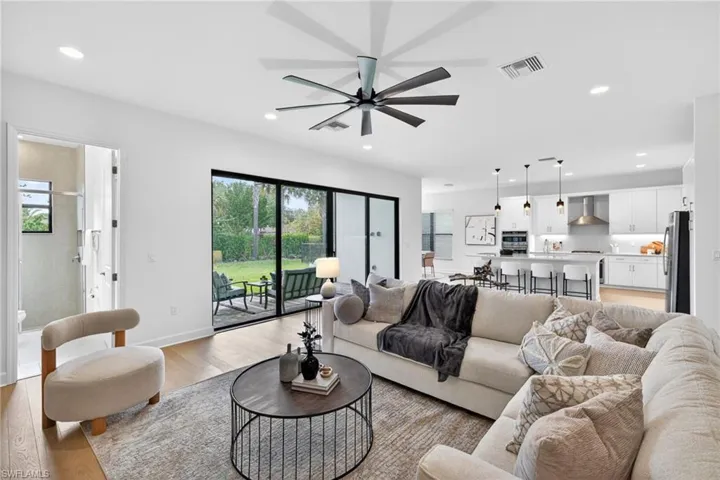 21072  Teak Tree  TER, Estero, FL 33928