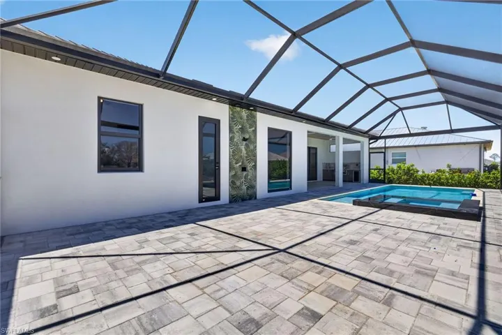 3327 Nw 2nd Ter, Cape Coral, Florida 33993