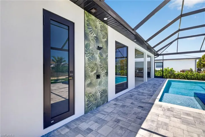 3327 Nw 2nd Ter, Cape Coral, Florida 33993