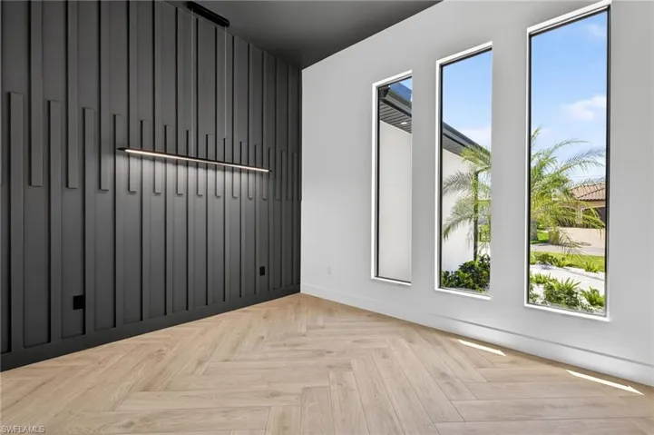 3327 Nw 2nd Ter, Cape Coral, Florida 33993