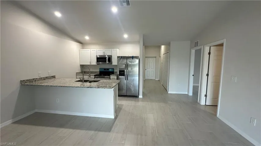 3305 Sw 15th Pl, Cape Coral, Florida 33914