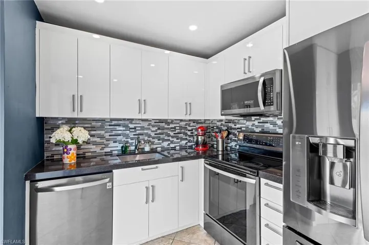 11166 Nw 37th St, Sunrise, Florida 33351