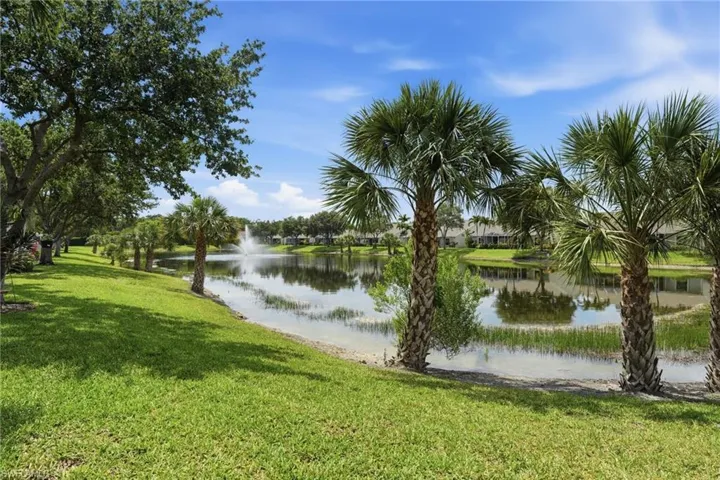 6195 Mandalay Cir 34, Naples, Florida 34112