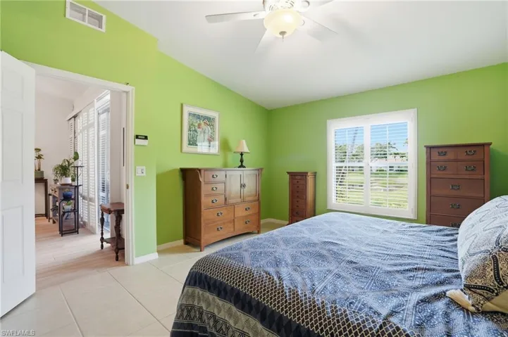 6195 Mandalay Cir 34, Naples, Florida 34112
