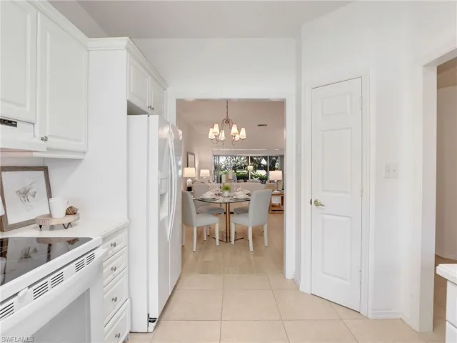 808  Arbor Lake  DR, Naples, FL 34110