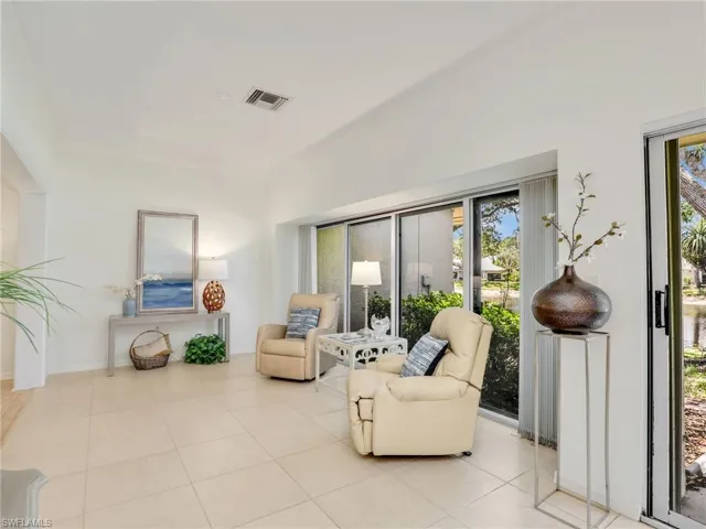 808  Arbor Lake  DR, Naples, FL 34110