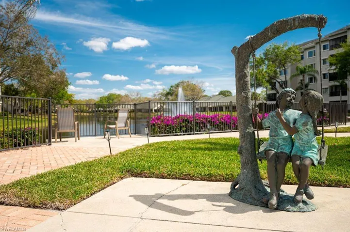 808  Arbor Lake  DR, Naples, FL 34110