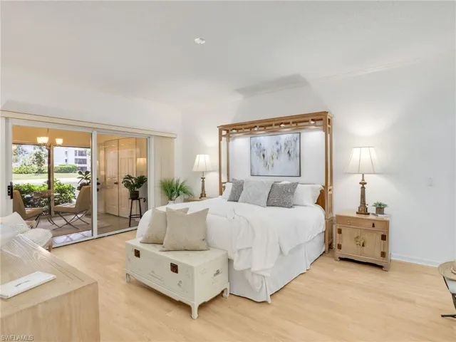 808  Arbor Lake  DR, Naples, FL 34110
