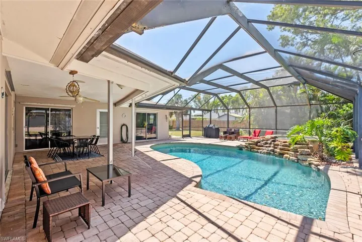4010 SE 3rd  AVE, Cape Coral, FL 33904
