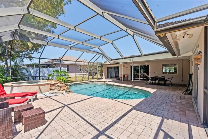 4010 SE 3rd  AVE, Cape Coral, FL 33904