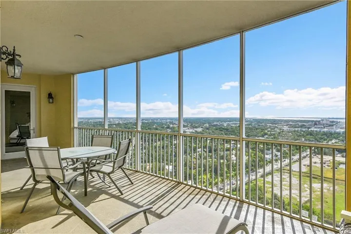 2743 1st St # 2303, Fort Myers, Florida 33916