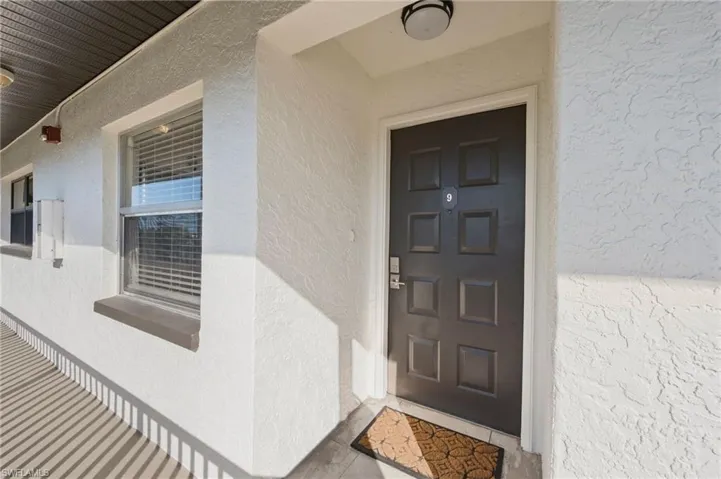1519  Cape Coral W PKWY, Cape Coral, FL 33914
