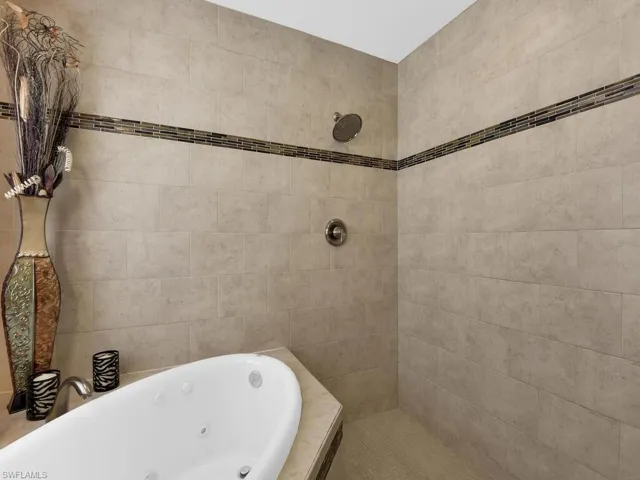 Guest Suite Bath