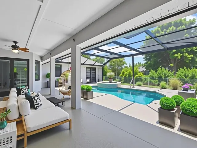 Wonderful Outdoor Living Space (virtual furnishings)