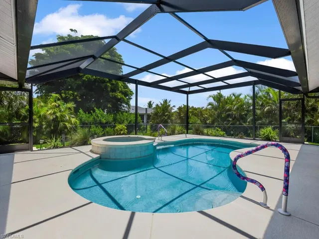 Custom Built Pool & Spa