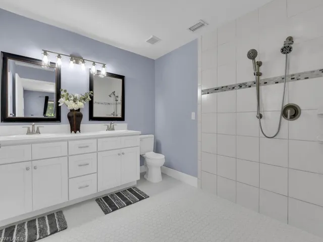 Master Suite Bath