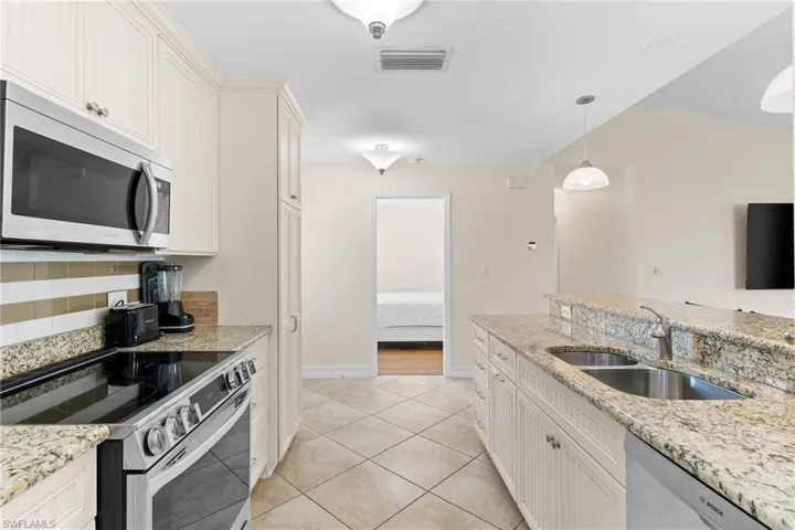 324 Waterleaf Ct, Marco Island, Florida 34145