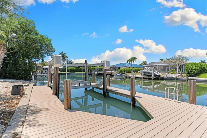 324 Waterleaf Ct, Marco Island, Florida 34145