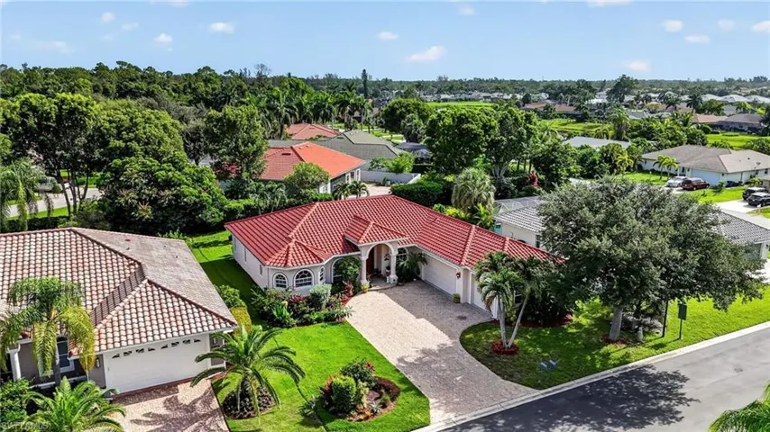 24908 Fairwinds Ln, Bonita Springs, Florida 34135