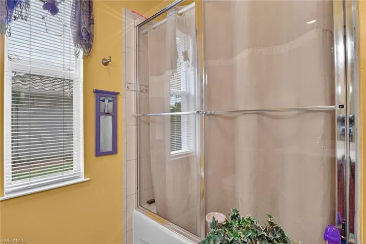 24908 Fairwinds Ln, Bonita Springs, Florida 34135