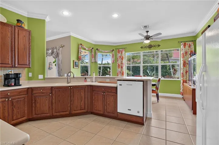 24908 Fairwinds Ln, Bonita Springs, Florida 34135