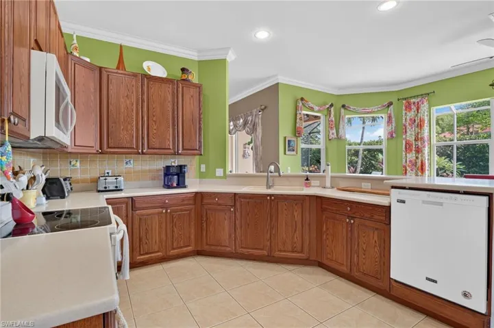 24908 Fairwinds Ln, Bonita Springs, Florida 34135
