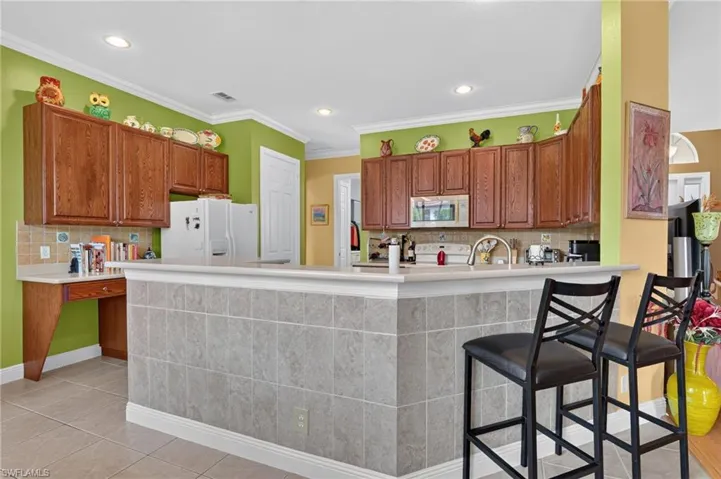 24908 Fairwinds Ln, Bonita Springs, Florida 34135