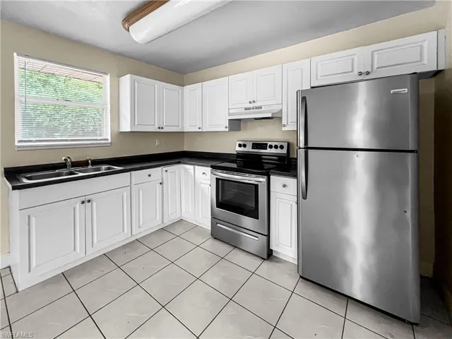 27913 Washington St, Bonita Springs, Florida 34135