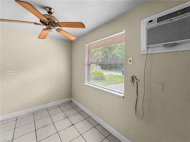 27913 Washington St, Bonita Springs, Florida 34135