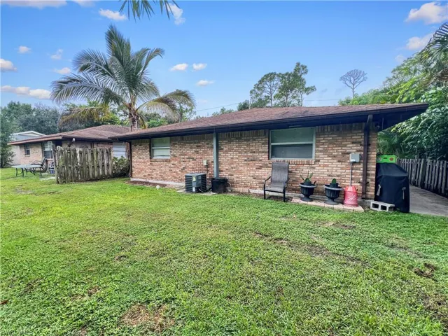 27913 Washington St, Bonita Springs, Florida 34135