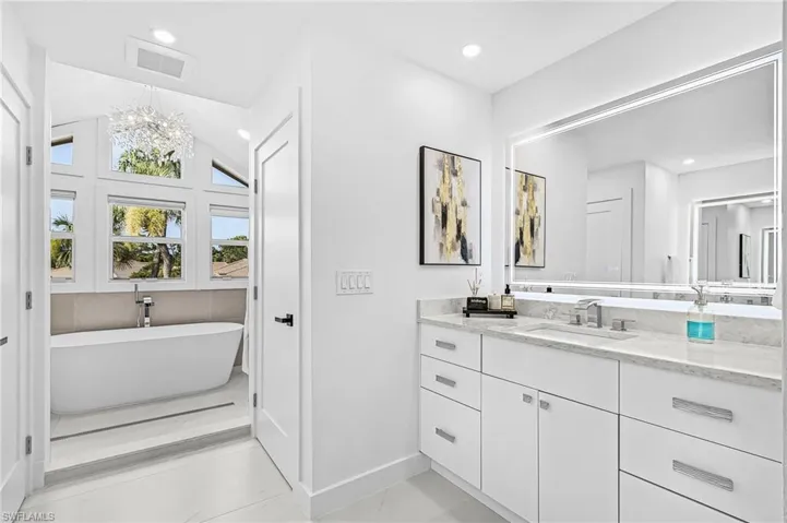 27190 Enclave Dr, Bonita Springs, Florida 34134