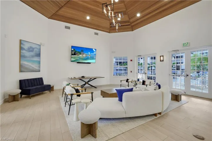 450 Launch Cir 404, Naples, Florida 34108