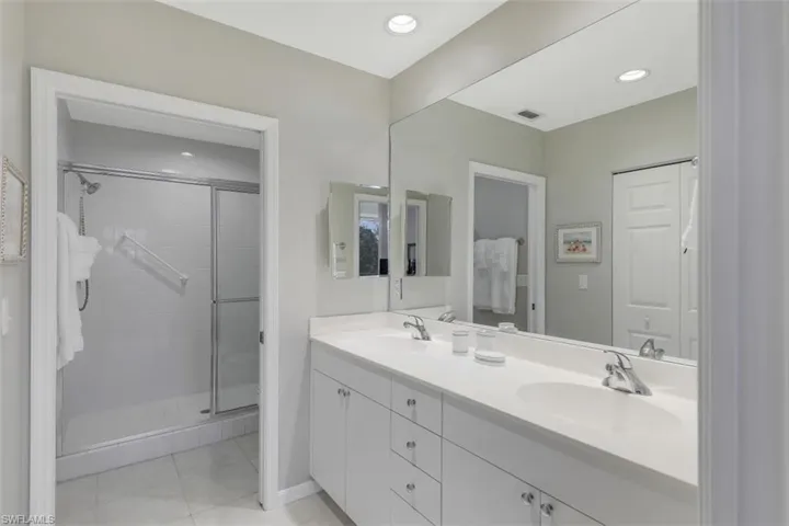 450 Launch Cir 404, Naples, Florida 34108