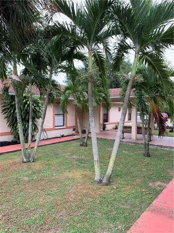 5065  Coronado  PKWY, Naples, FL 34116