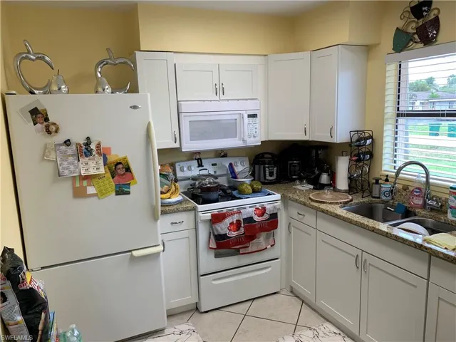 5065  Coronado  PKWY, Naples, FL 34116