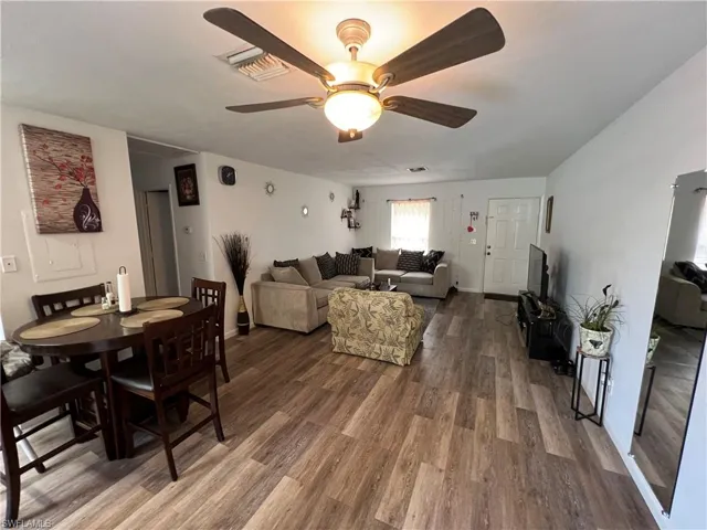 5065  Coronado  PKWY, Naples, FL 34116