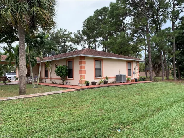 5065  Coronado  PKWY, Naples, FL 34116