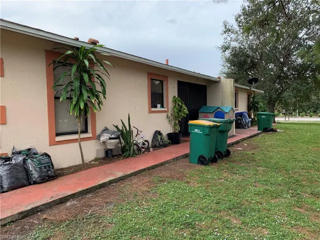 5065  Coronado  PKWY, Naples, FL 34116
