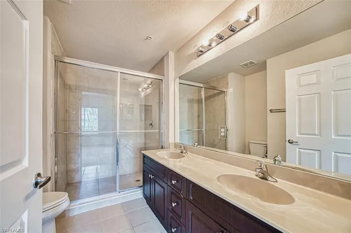 13190 Bella Casa Cir # 141, Fort Myers, Florida 33966