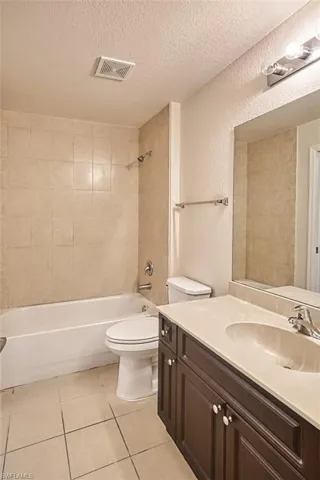 13190 Bella Casa Cir # 141, Fort Myers, Florida 33966