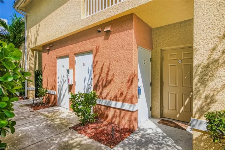 13190 Bella Casa Cir # 141, Fort Myers, Florida 33966